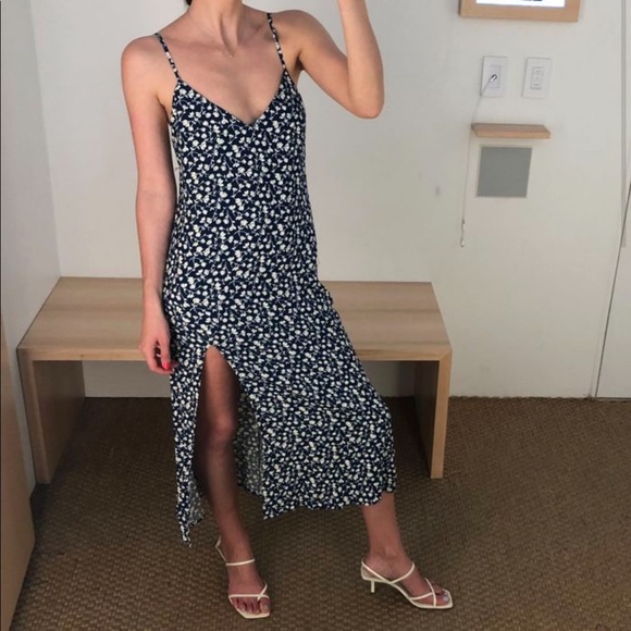 Reformation MIDI blue floral dress - Picture 2 of 5